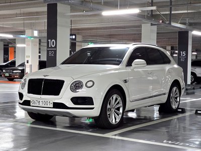 BENTLEY BENTAYGA - 1