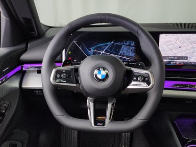 صورة مصغرة 13 لـ 2026 BMW 5 SERIES