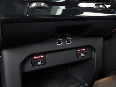 صورة مصغرة 19 لـ 2026 BMW 5 SERIES