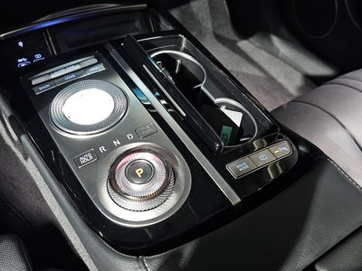 GENESIS G80 (RG3) - 9