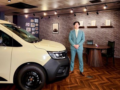 LAND ROVER DEFENDER - 5