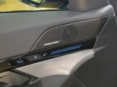 2024 BMW 5 SERIES photo 5