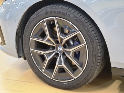 2024 BMW 5 SERIES photo 3