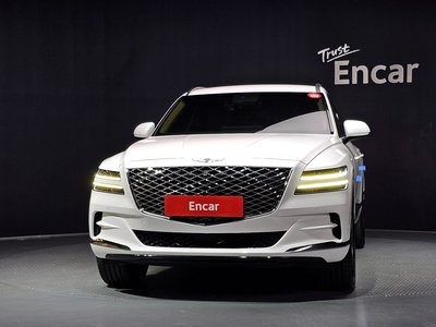 صورة 2 لـ 2023 Genesis GV80