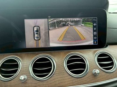 2019 Mercedes-BENZ E-CLASS 缩略图 14