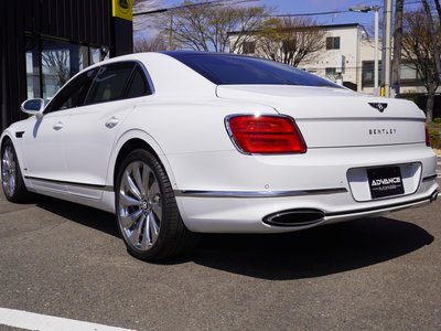BENTLEY FLYING SPUR - 9
