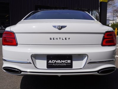 2021 Bentley FLYING SPUR — фото 9