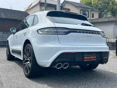 PORSCHE MACAN - 7