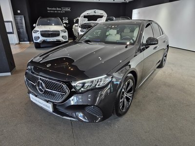 MERCEDES-BENZ E-CLASS - 1
