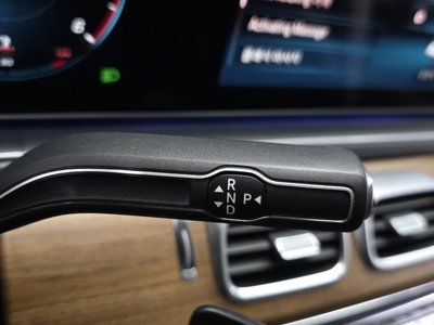 MERCEDES-BENZ GLS - 9