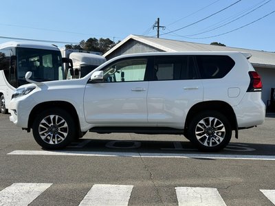 TOYOTA LAND CRUISER PRADO - 5