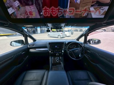 2020 Toyota VELLFIRE photo 4