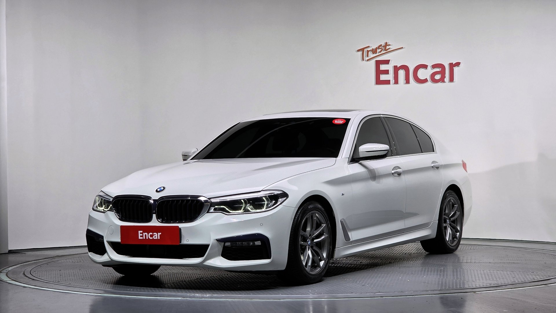 BMW 5 SERIES - View 1