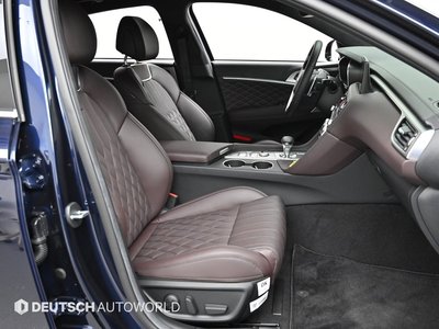 2022 Genesis G70 photo 10