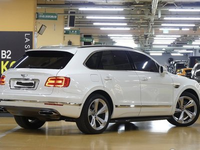 2017 Bentley BENTAYGA — фото 4