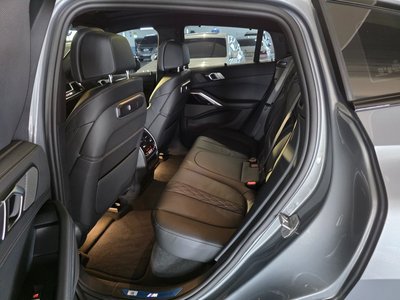 2025 BMW X6 — миниатюра 12