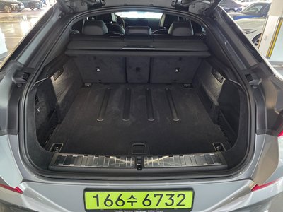 2025 BMW X6 — миниатюра 15