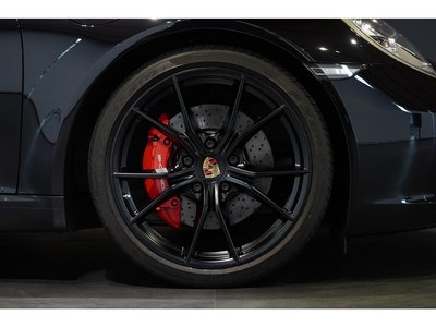 PORSCHE 911 - 9