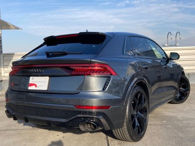 AUDI RS Q8 - 2