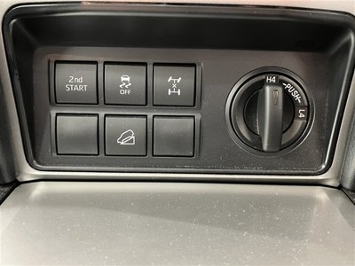 TOYOTA LAND CRUISER PRADO - 10