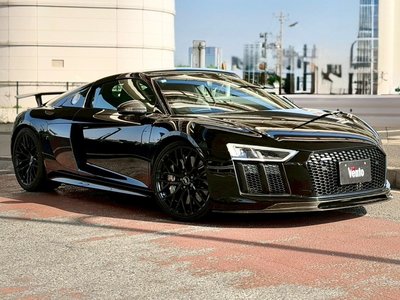 AUDI R8 - 2