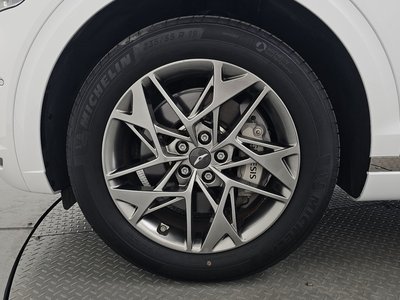 صورة 7 لـ 2023 Genesis GV70