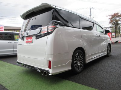 TOYOTA VELLFIRE - 8