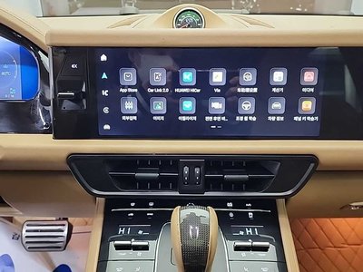 PORSCHE CAYENNE - 10