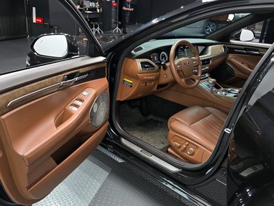 صورة مصغرة 11 لـ 2019 Genesis G90