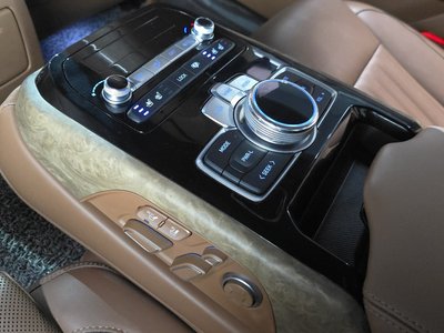 صورة مصغرة 19 لـ 2019 Genesis G90