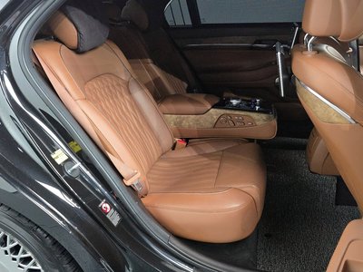 صورة مصغرة 12 لـ 2019 Genesis G90