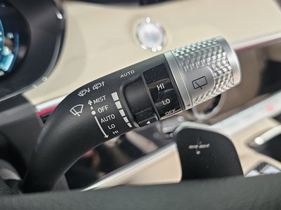 2022 Genesis GV70 — миниатюра 29