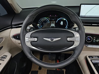 2022 Genesis GV70 — миниатюра 19