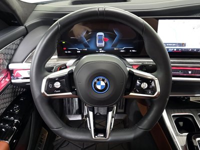 صورة مصغرة 21 لـ 2025 BMW I7