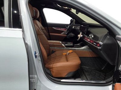 صورة مصغرة 16 لـ 2025 BMW I7