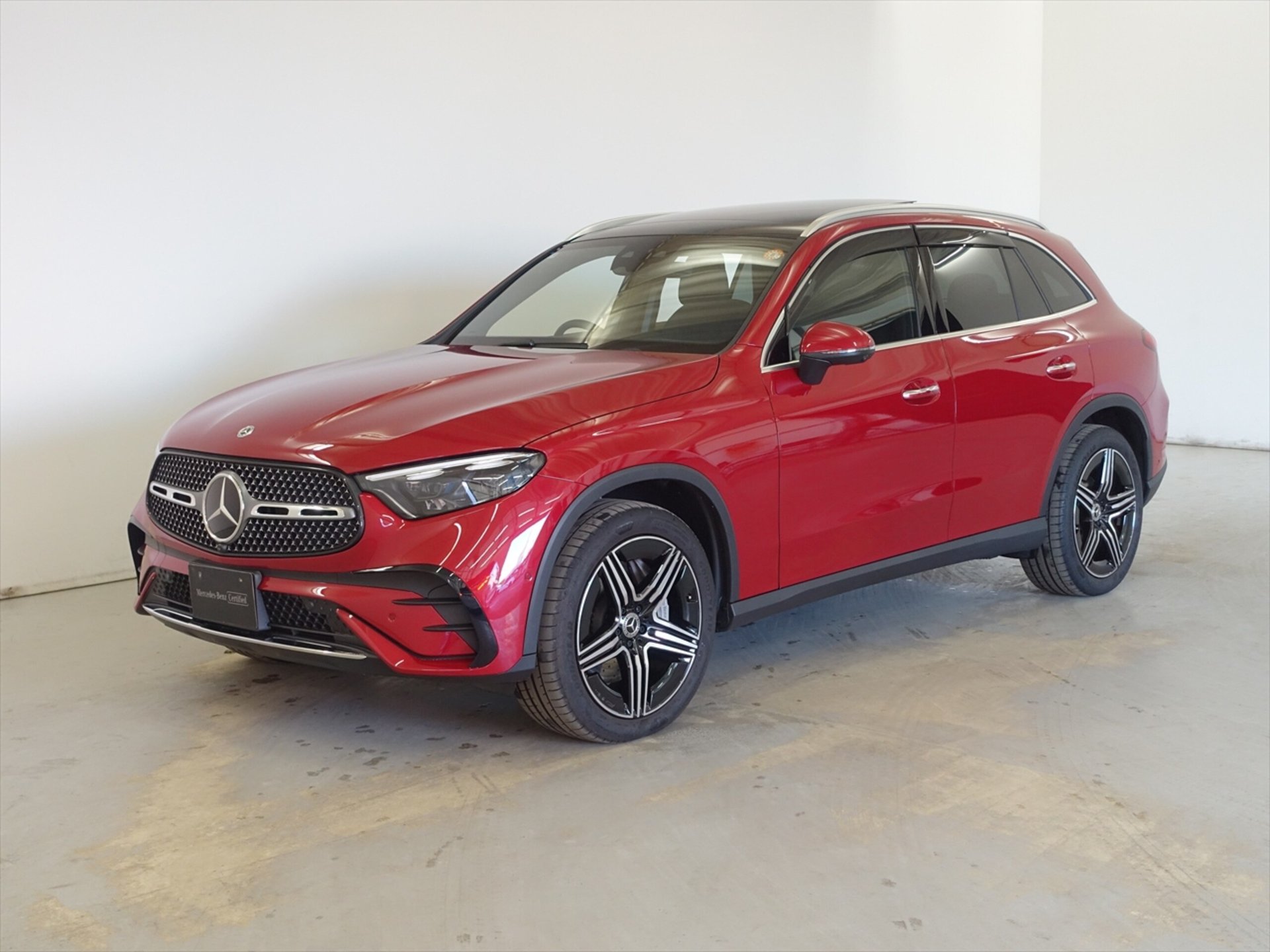 MERCEDES-BENZ GLC - View 1
