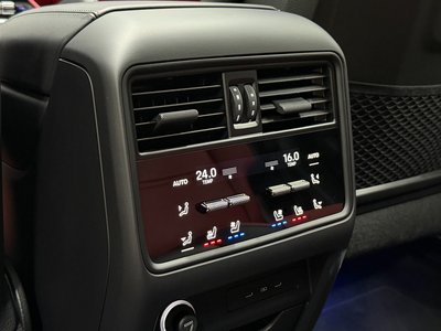 2024 Porsche CAYENNE — миниатюра 18