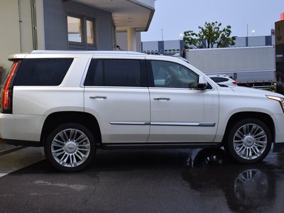 CADILLAC ESCALADE - 4