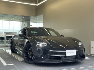 2023 Porsche TAYCAN photo 4