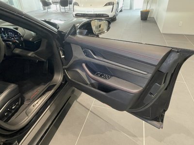 2023 Porsche TAYCAN — миниатюра 11