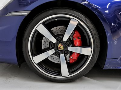 PORSCHE 911 - 6