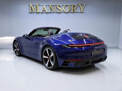 PORSCHE 911 - 4