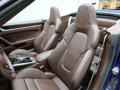 PORSCHE 911 - 10