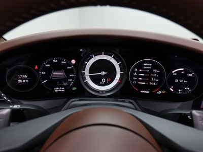 PORSCHE 911 - 8