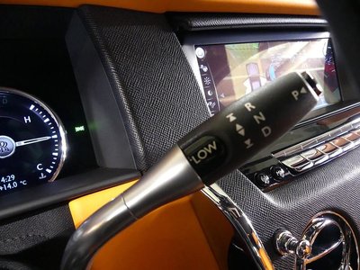 ROLLS-ROYCE CULLINAN - 4