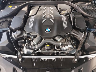 BMW 8 SERIES - 5