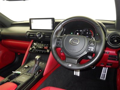 LEXUS IS - 8