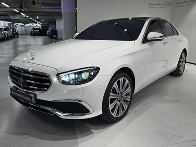 MERCEDES-BENZ E-CLASS - 1