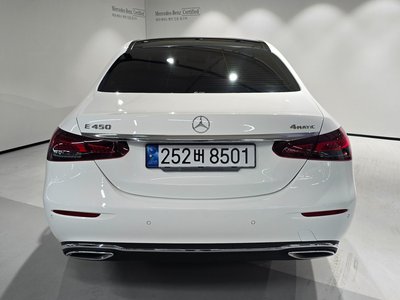 MERCEDES-BENZ E-CLASS - 5