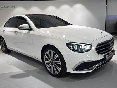 MERCEDES-BENZ E-CLASS - 4